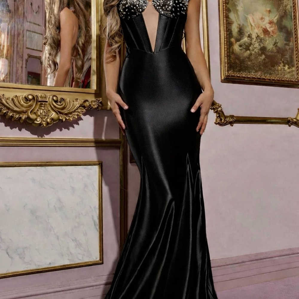 Black Jovani Prom Special Occassion Evening Gown Floor Length Dress 2 NWT